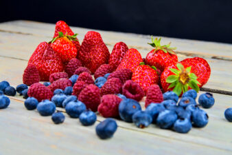 mixed berries