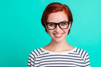 Use These Tips to Save Money When Buying Glasses