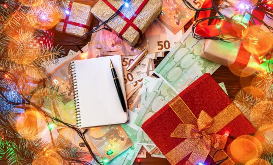 Start Planning to Pay Off Holiday Debt With These 5 Steps