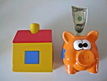 piggy bank house