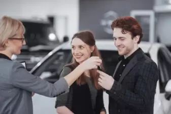 Couple buying car